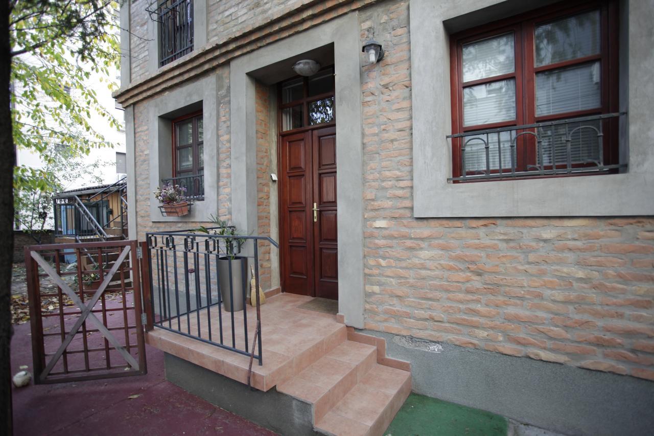 Studio Hram Belgrado Exterior foto